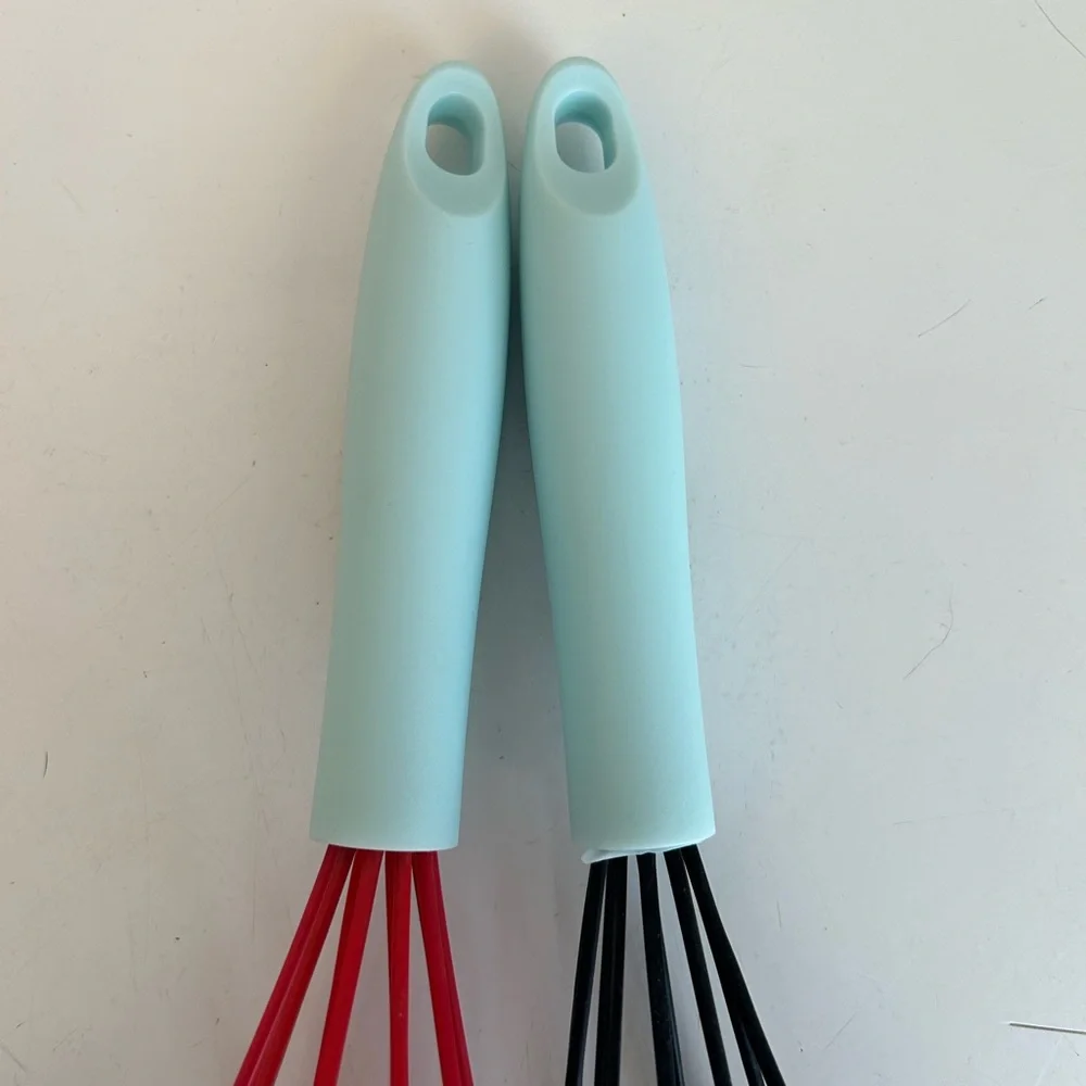Disney Nightmare Before Christmas 2pc Whisk Set Red Black‎ Jack Skellington
